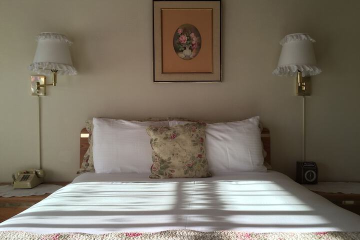 Room 22 of 49