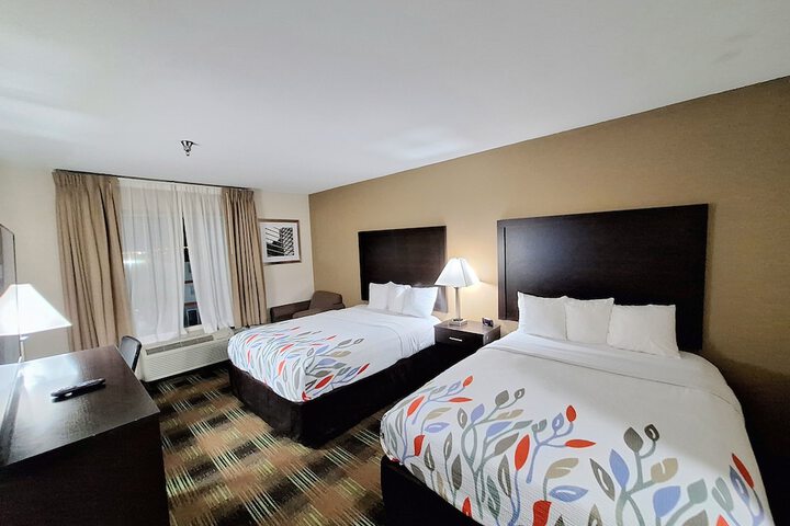 Room 15 of 34