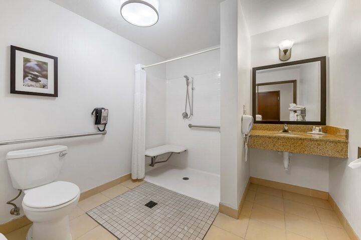 Room 13 of 29