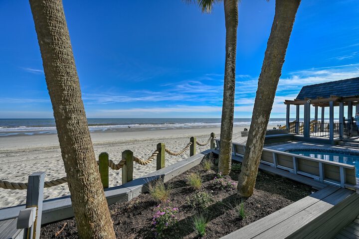 0206 Waters Edge Resort 1 Bedroom Condo by RedAwning