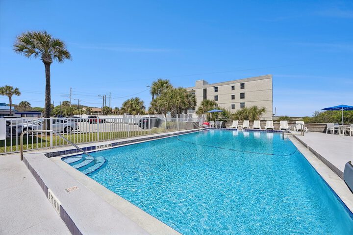 Beachside Motel