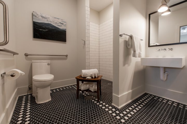 Room 42 of 48