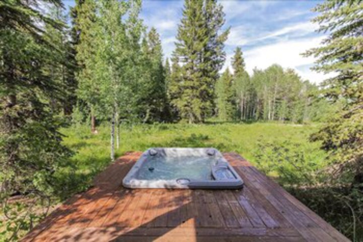 Discovery Chalet 374 - Three Bedroom Cabin