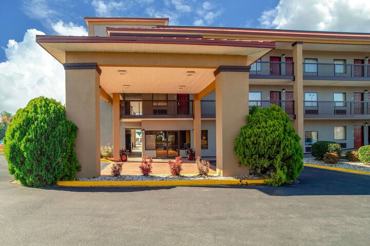 Hotel 2 of 30