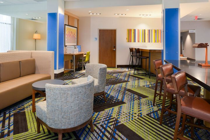 Hotel 5 of 63