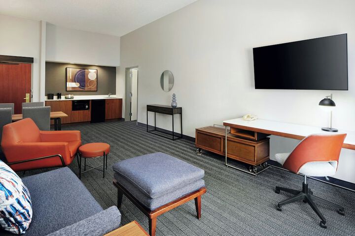 Room 41 of 59