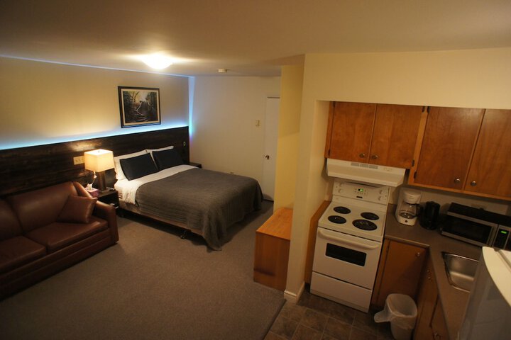 Room 21 of 35