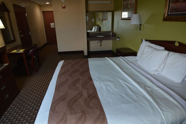 Room 40 of 50