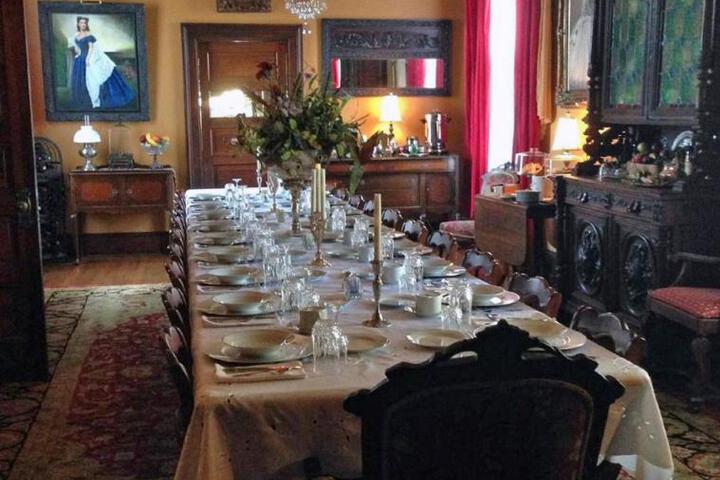 The Reynolds Mansion