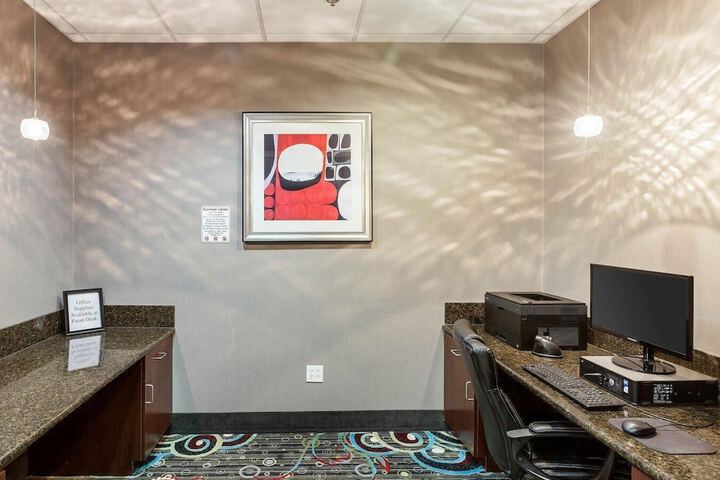 Comfort Suites Greenville
