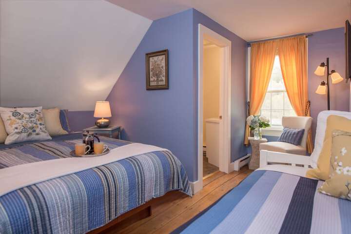 Room 9 of 32