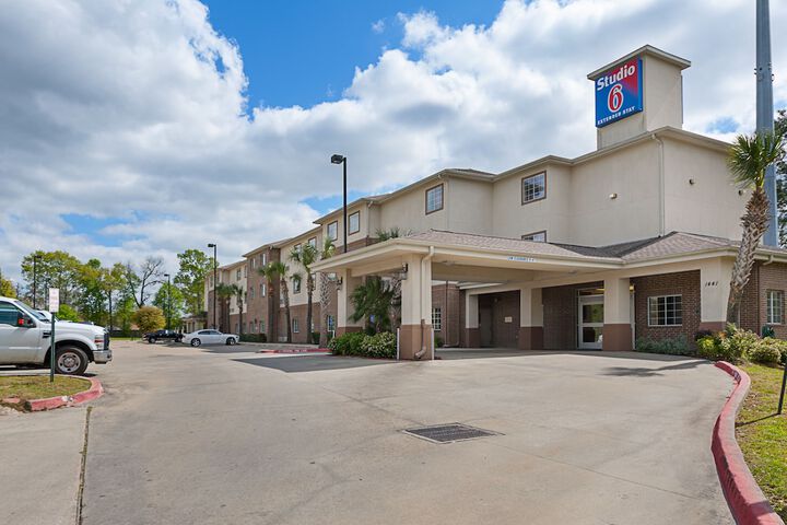 Hotel 2 of 47