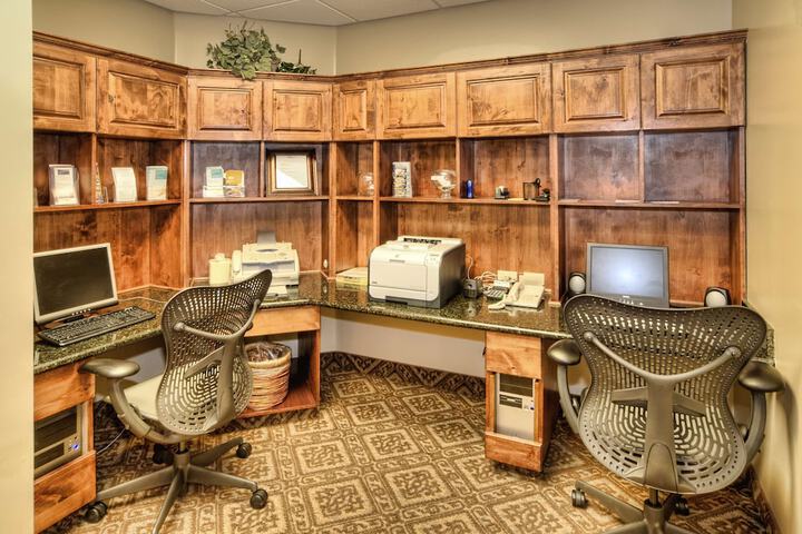 Business Center 90 of 90