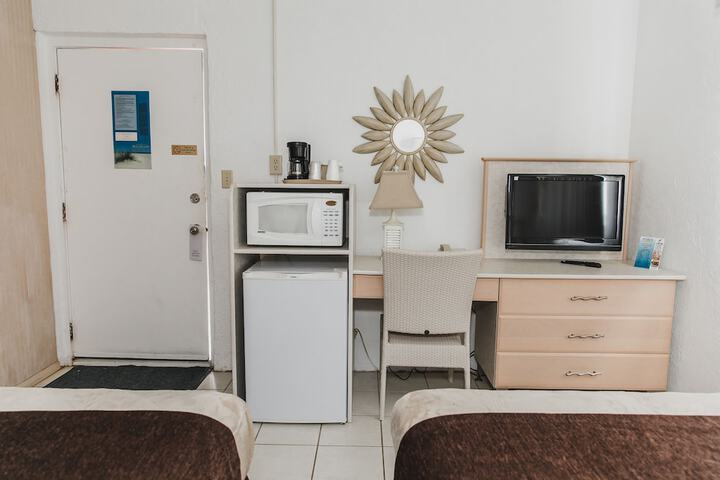 Room 52 of 75