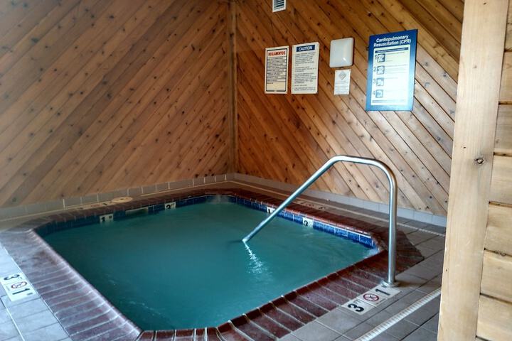 Spa 50 of 54