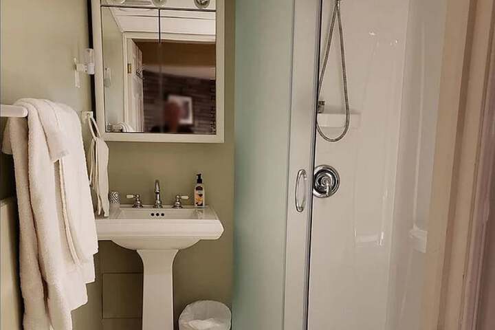 Room 20 of 22