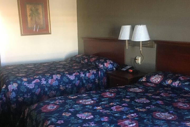 Room 23 of 39