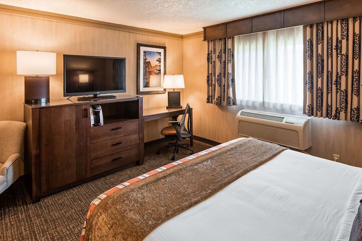 Best Western Plus Flathead Lake Inn & Suites