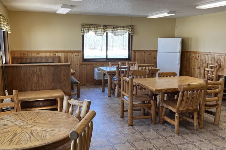 Horseshoe Bay Lodge