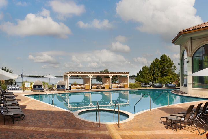 Hilton Dallas / Rockwall Lakefront