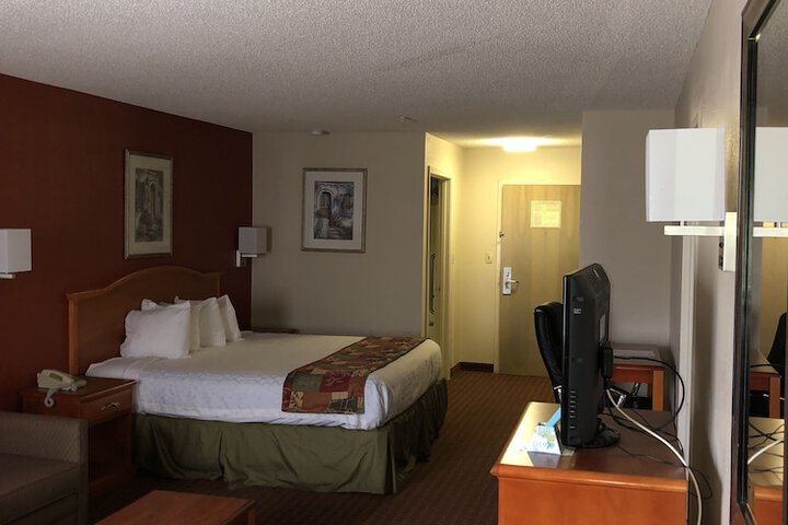 Millennium Inn