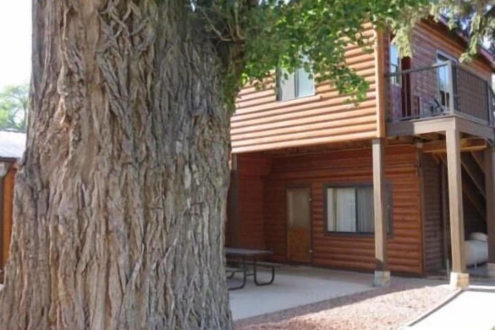 Austins Chuckwagon Lodge