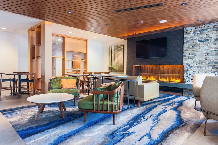 Hotel Interior 14 of 40