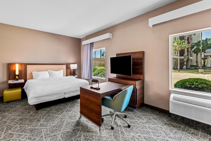 Hampton Inn & Suites Corpus Christi I-37 - Navigation Blvd