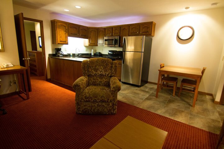 Room 32 of 39