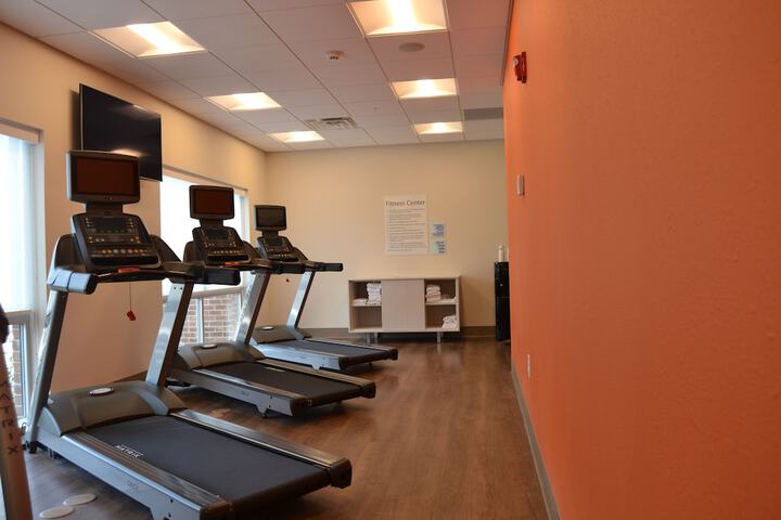 Holiday Inn Express & Suites Goodlettsville N - Nashville by IHG