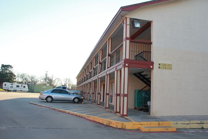 Hotel 12 of 44
