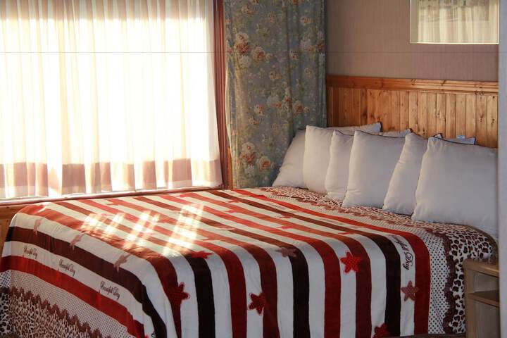 Room 51 of 82