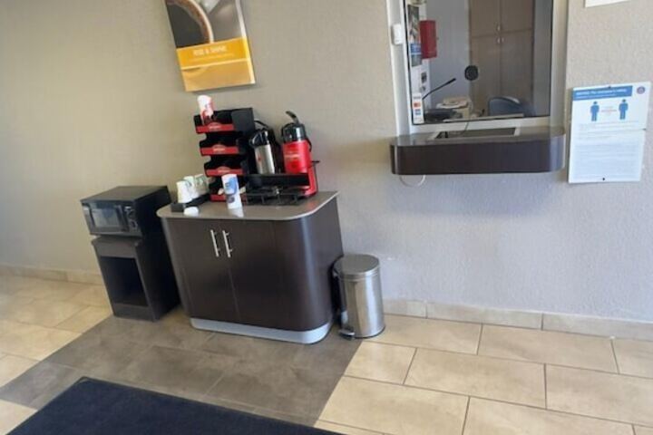 Motel 6 Grants NM