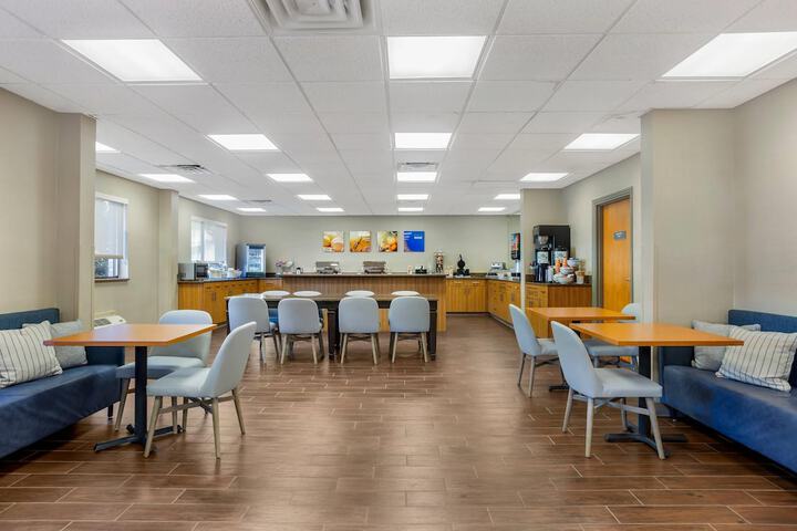 Comfort Inn Huntington near University area