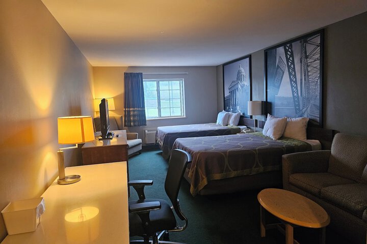 Room 18 of 49
