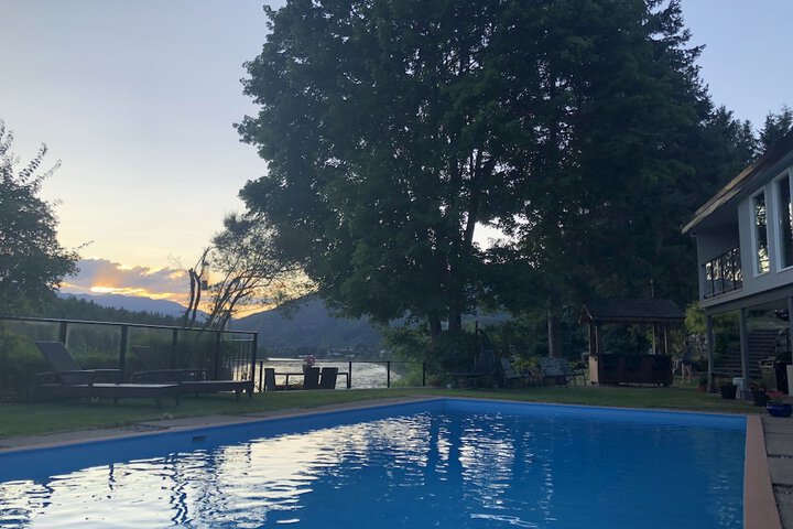 Pool 3 of 16