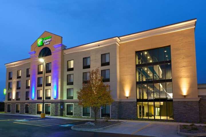 Hotel 3 of 48