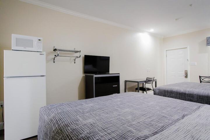 Room 18 of 53