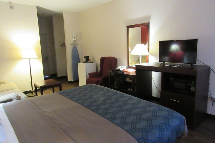 Room 35 of 78