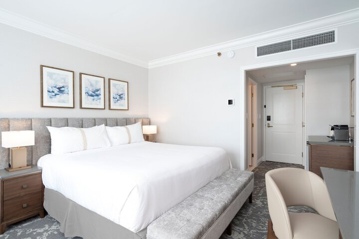 Room 31 of 60