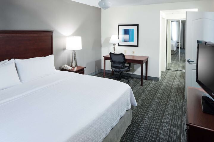 Room 15 of 39