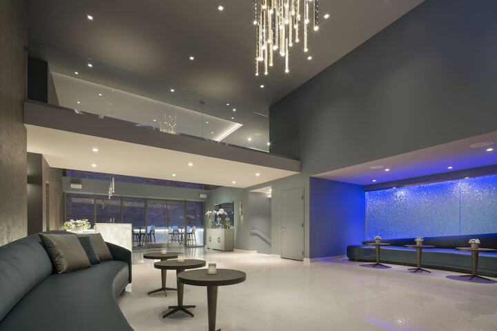 Hotel Interior 4 of 22