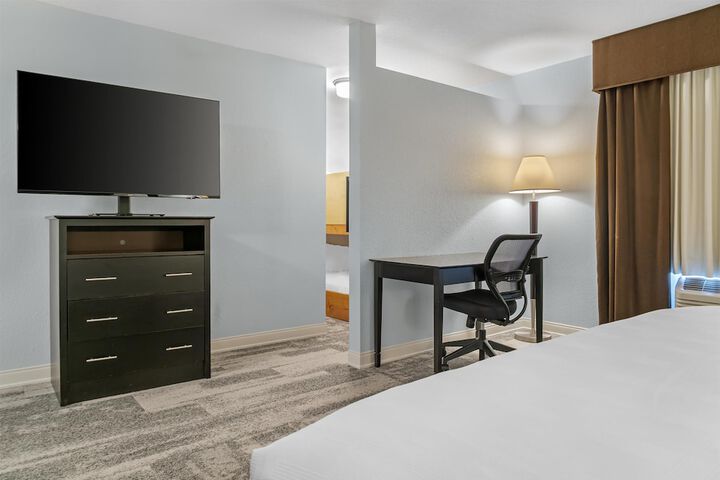 Best Western Lakewinds