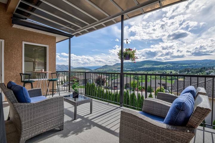Terrace/Patio 26 of 27