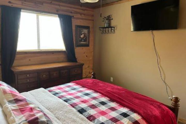 Strawberry River Ranch Cabin on 700 Acre Ranch