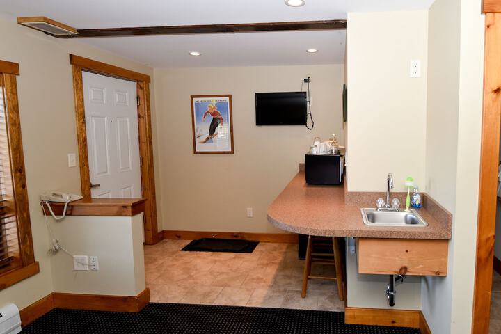 Timber Inn Motel
