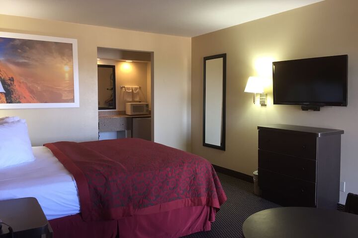 Room 19 of 24