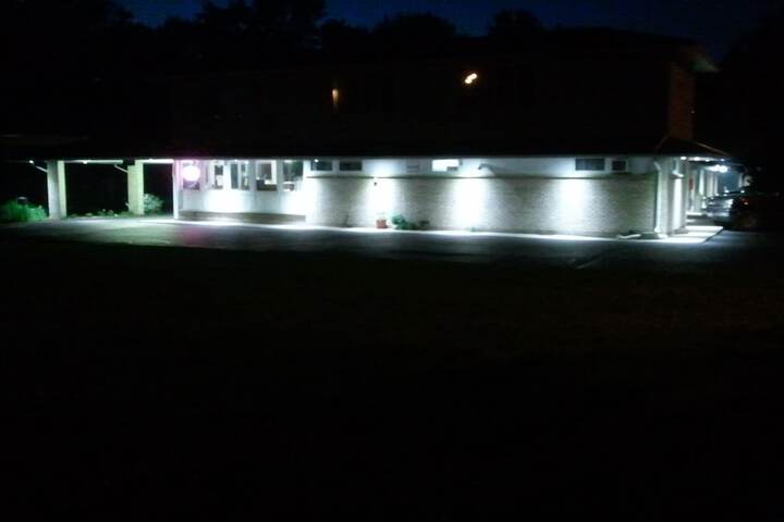 Budget Inn Fairport