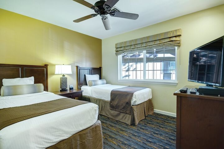 Room 34 of 46