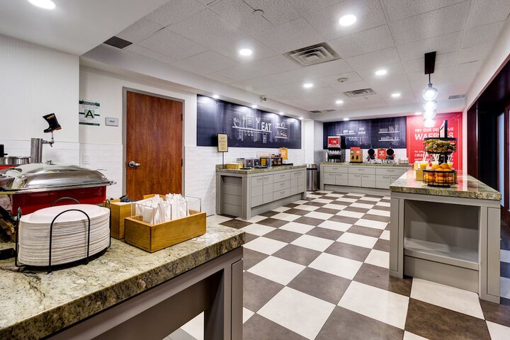 Hampton Inn & Suites by Hilton Brantford Conference Centre